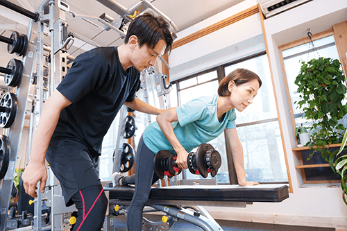 トレーナーの性格や能力を可能な限り確認する