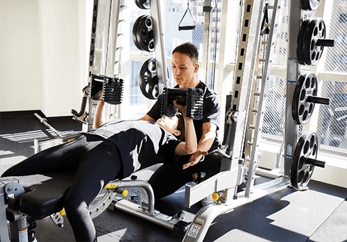 REALWORKOUT 池袋西口店